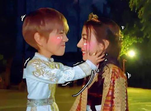 爱情|为何磕CP总戳中你的隐形high点？