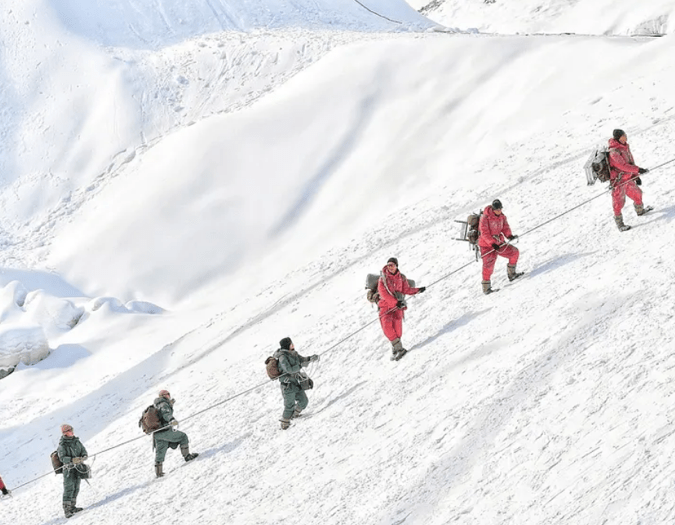 巨匠|从首批登山先驱到今天的登山巨匠,登山到底意味着什么?