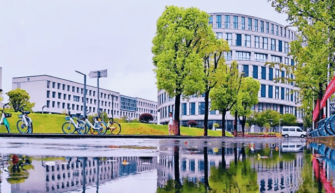 发展|有些实力不输985这10所广受欢迎的年轻高校发展迅猛