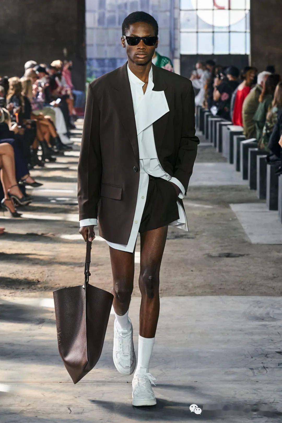 华伦天奴|VALENTINO|2021春夏与牛仔巨头Levi's合作