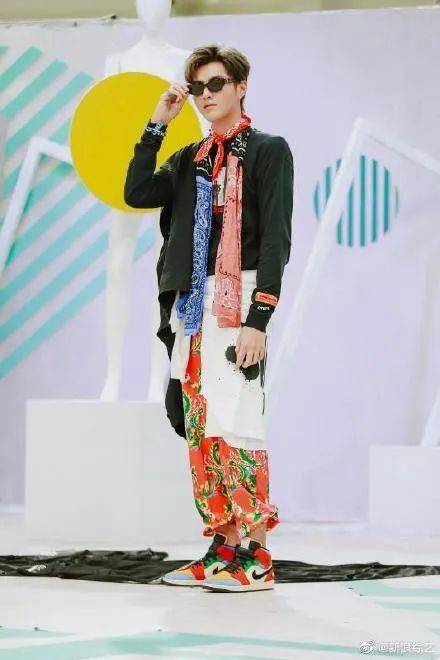 肥田|胡杏儿亮相《演员2》爆肥田时期辛酸史，&新剧佢又扮女强人！！！