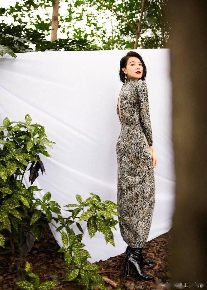 肥田|胡杏儿亮相《演员2》爆肥田时期辛酸史，&新剧佢又扮女强人！！！