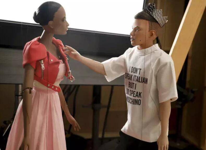 Scott|米兰时装周 MOSCHINO大玩木偶秀 可爱又惊喜