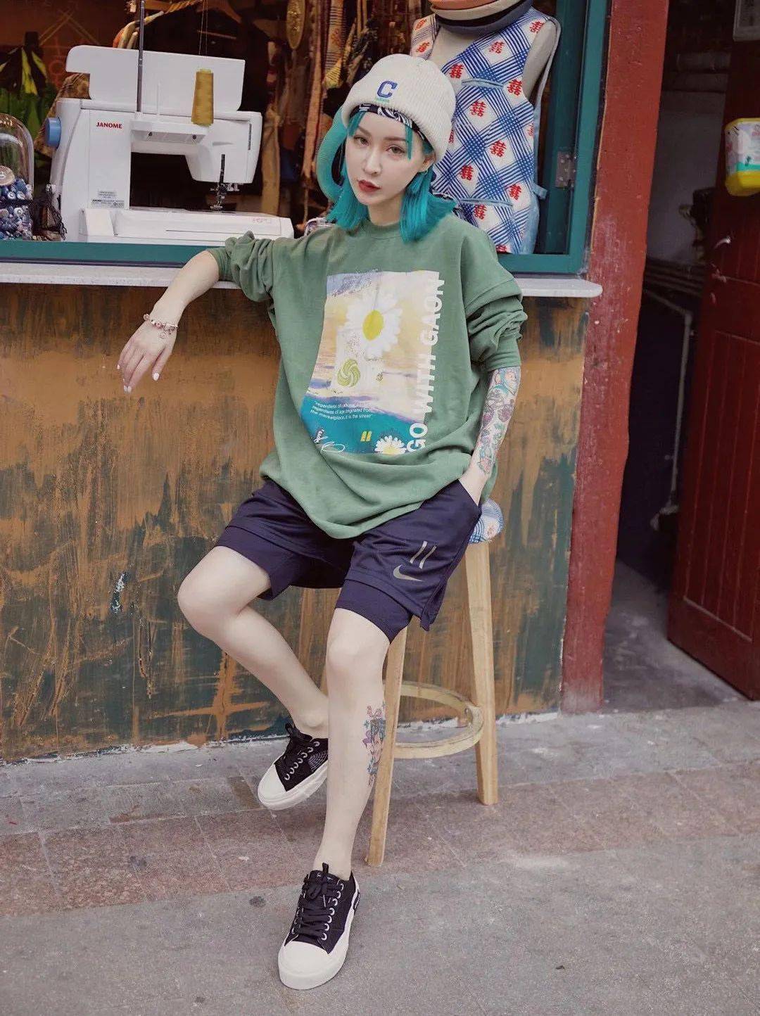 帆布鞋|这不是一双简单的「帆布鞋」