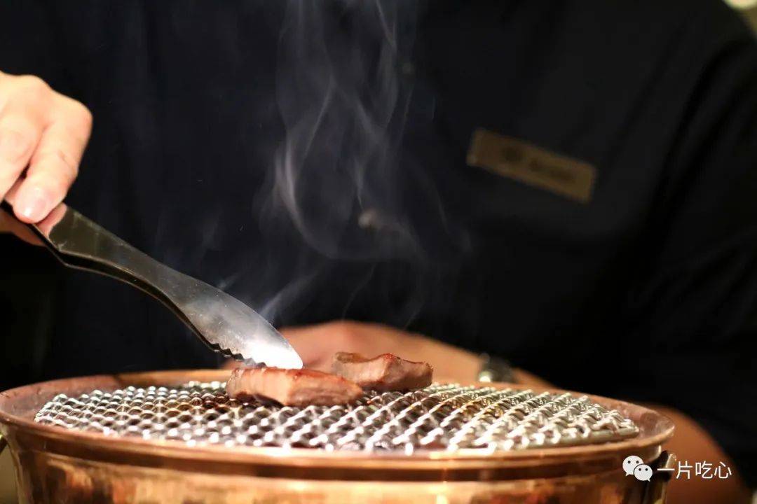 设拉子|这世上没有什么是一顿烧烤不能解决的……