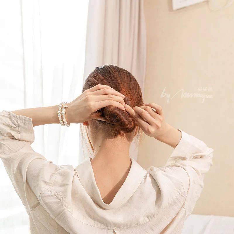 教程|一看就会!4款韩系气质盘发教程,30秒迅速出门!