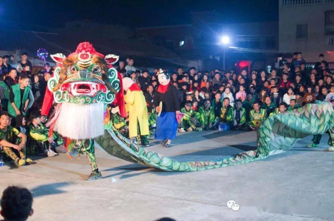 狮讯汕尾市城区南汾叶群英舘舞狮队中秋夜排狮汇演