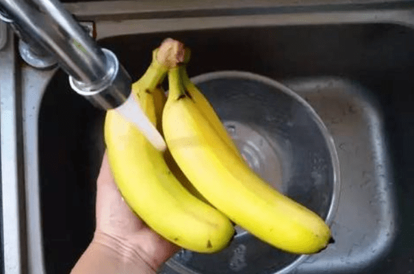 香蕉什么时候摘下来 6cb37e4bf7e3483d9dbfa6d3c26764d7.png