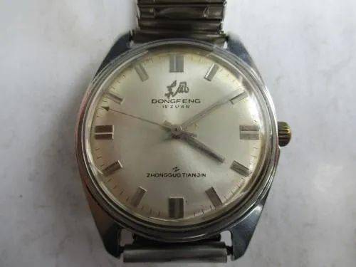 海鸥|做出中国第一块自制手表、空军一线飞行员标配，海鸥表凭什么？