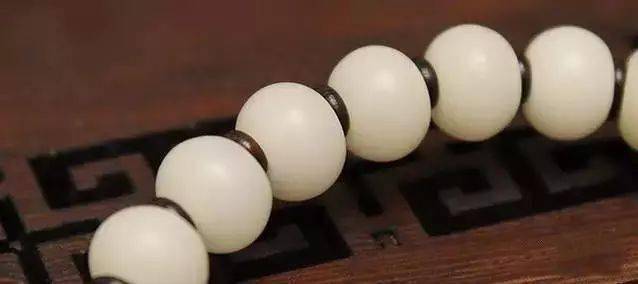 配饰|除了包浆，手串玩成这样才算高手！