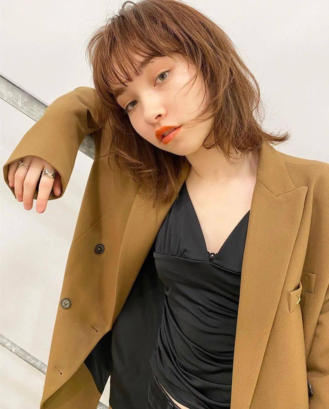 造型|入秋必选的第一款锁骨发造型