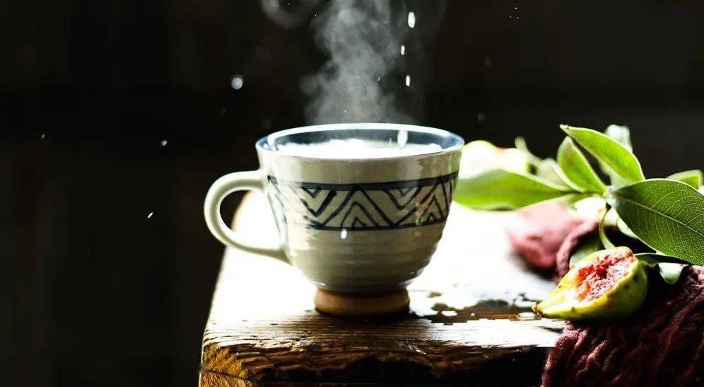 白露|秋凉至，喝什么茶最养胃？秋风起