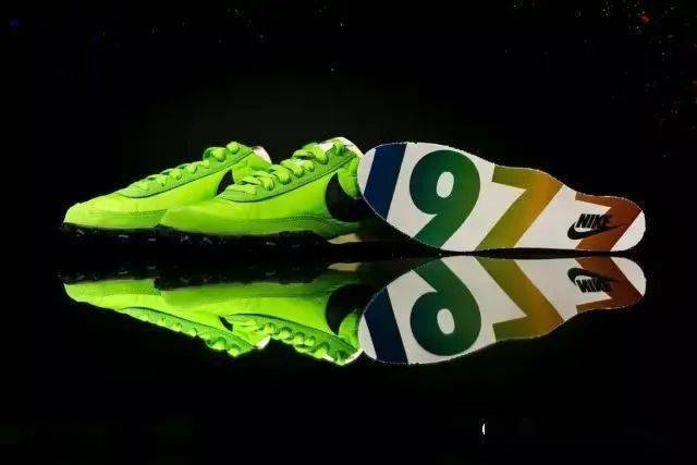 Waffle|侃鞋丨阿迪达斯的2020：惨痛之下，仍有光芒