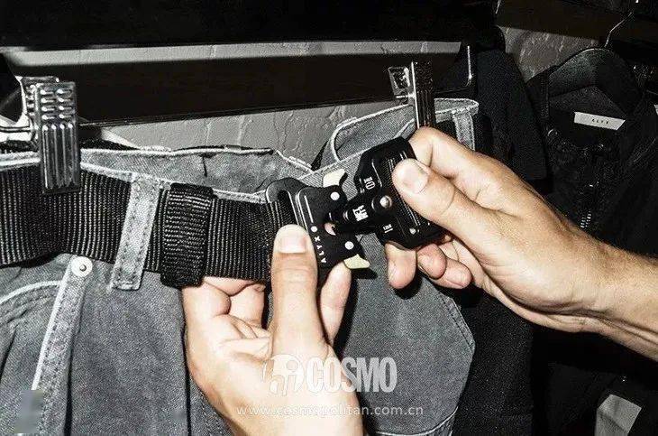 型台|T型台 | 当优雅遇上街头，GIVENCHY的路子有点野