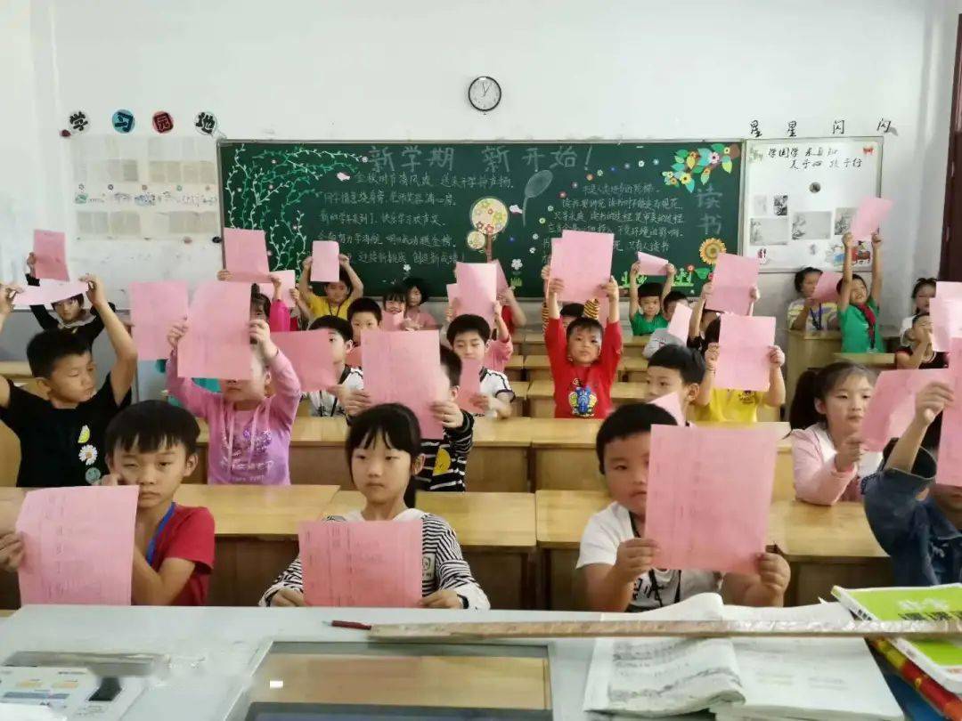 第七次人口普查线上线下宣传_第七次人口普查宣传图(3)