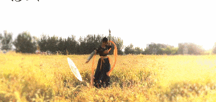 仙女|这是一个有舞蹈功底在身上的小仙女~