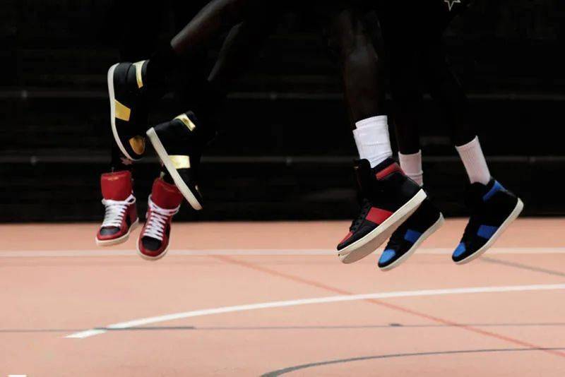 Dior|我们应该如何看待奢侈品球鞋合作丨ULSUM