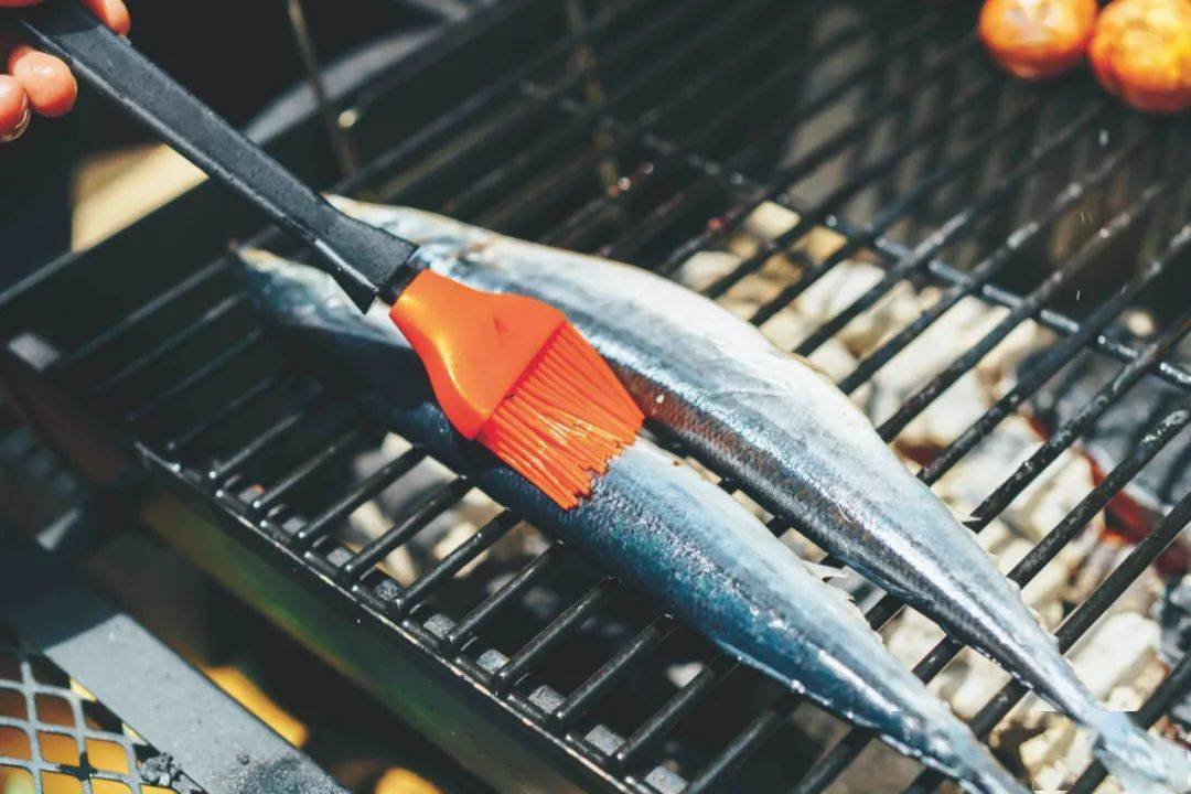 大餐|给自己整一顿露台烧烤吧吃腻大餐的假期