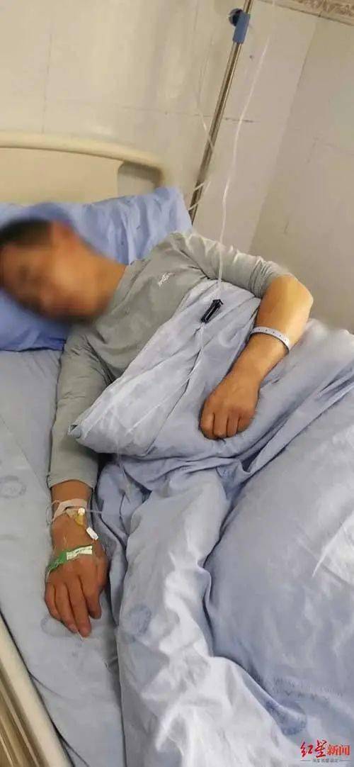 楼板开裂业主多次维权不成反被打断多根肋骨开发商无理取闹