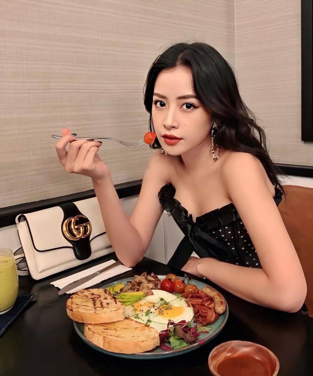 鼻血|“越南杨幂”因太性感被封杀！15秒片段疯传，吸500万人围观：鼻血止不住……