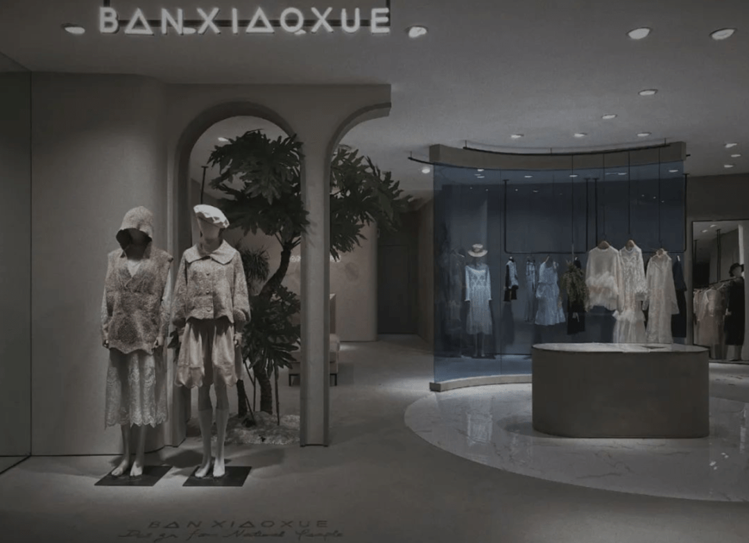 品牌|独立设计师跨界联名“脑洞大开”！过去一个月发生的这12组值得关注 | 华丽志设计师月报（9月）