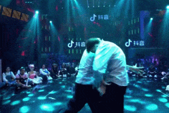 斗舞|“未来战士”卡斯柏的舞者标准:好一点,再好一点!