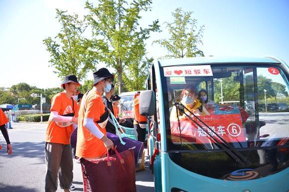 工作|开学“末班车”来啦！沪上高校迎来最后一波2020级新生