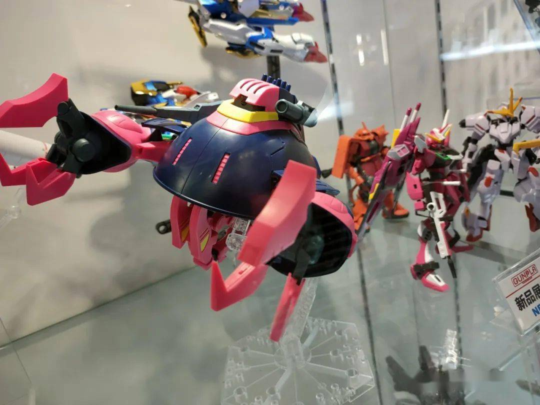 【万代10月24日发售 hguc 猎犬 高达基地上海 展图(大小参考】