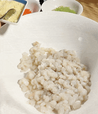 5eba03645a15441cba23e703cbbe678e.gif