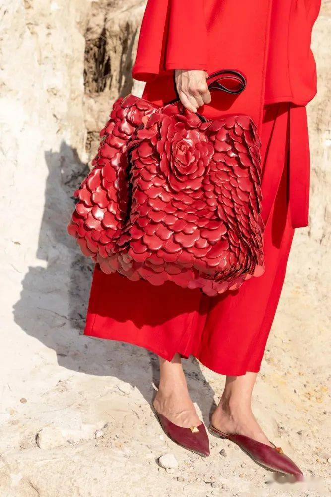 女装|谁是2020年全球最佳女装设计师？