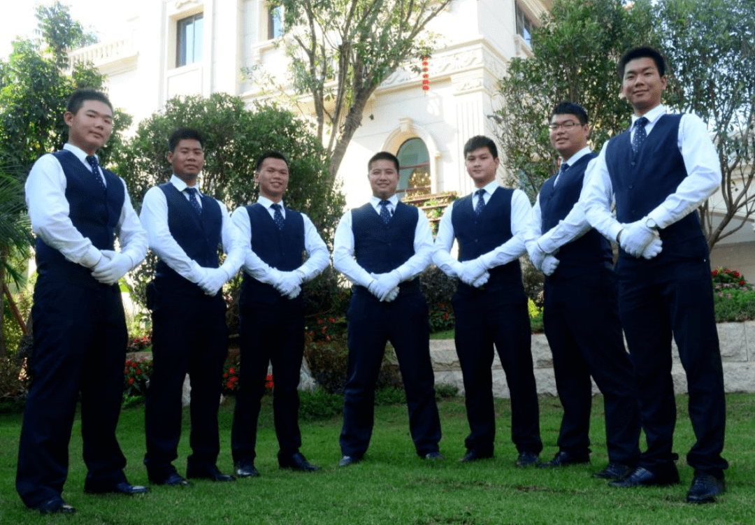 服装|值得物业经理借鉴的“工作服”穿搭技巧，