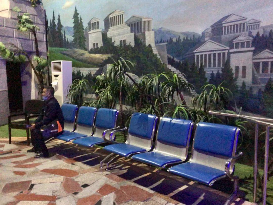 太离谱了，我被骗去看了西安最真的假兵马俑