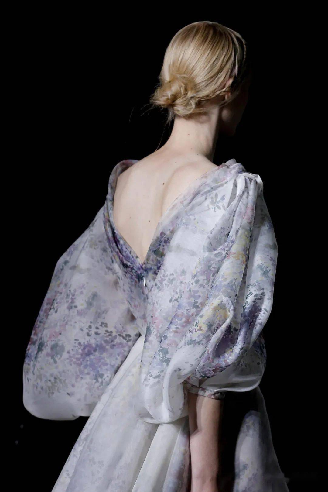 女装|谁是2020年全球最佳女装设计师？