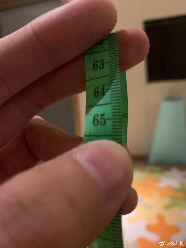 张若昀腰围只有65厘米简直太震撼了