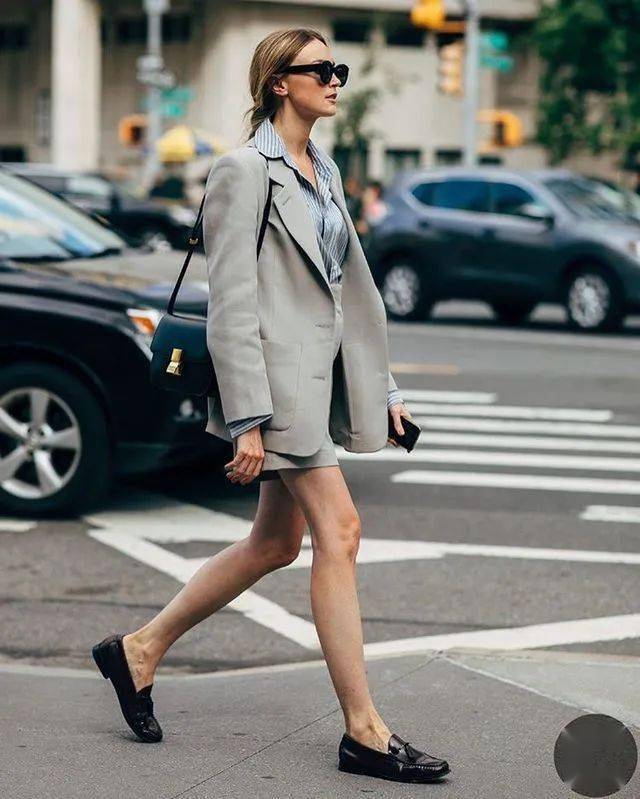 女人|聪明的女人，懂得穿套装