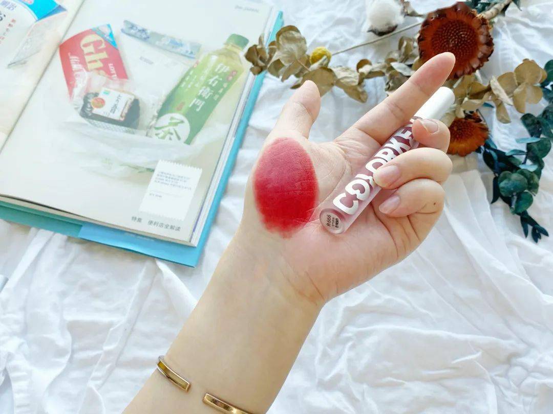涂是|爱了!30几块还巨显白,这些唇釉全买别犹豫!