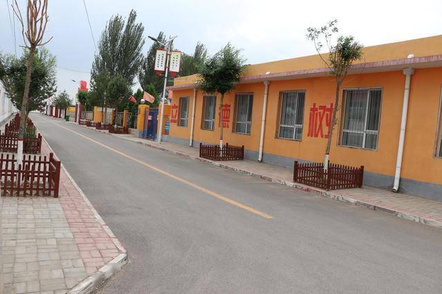 县里GDP高对市里有帮助吗_帮助别人的图片(2)