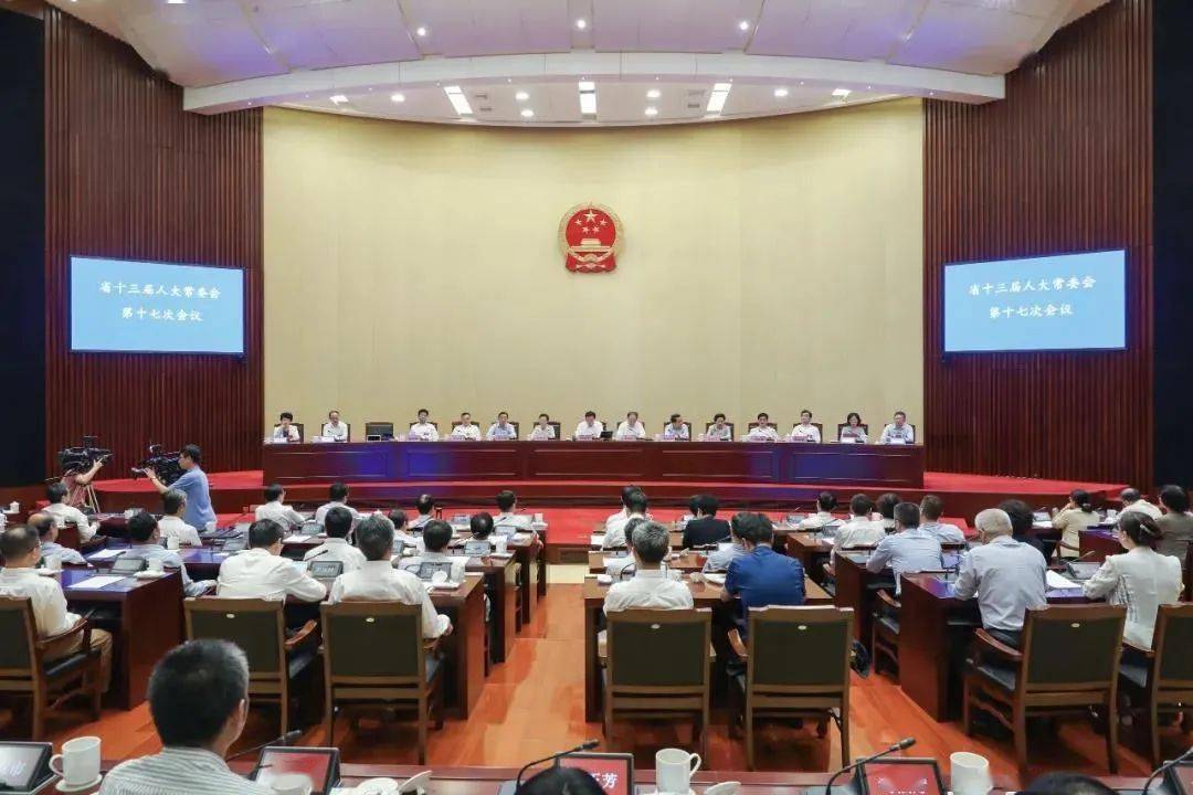 十七大要求2020年GDP_近十年中国gdp数据图(3)