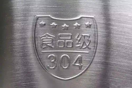 热水|却有无数孩子正在用……央视曝光“夺命保温杯”:热水变“毒水”