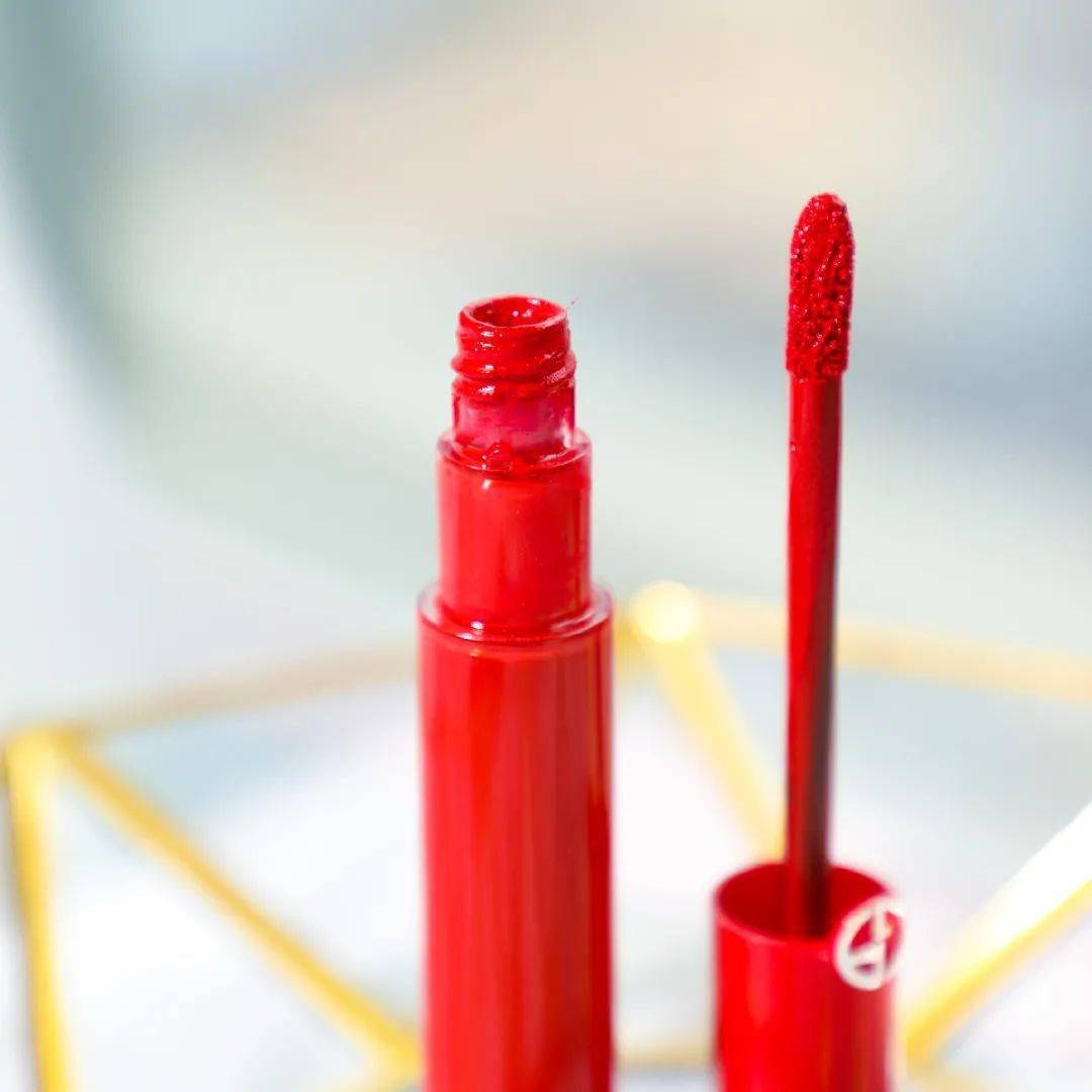 素人但|虽然是素人但没关系！这几支口红让你成为“合照杀手”！