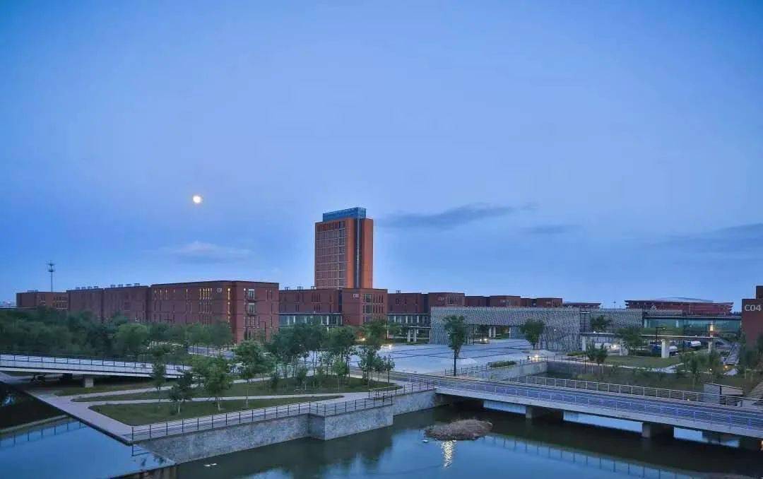 东北大学秦皇岛分校