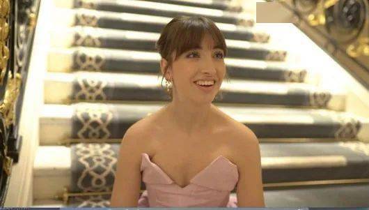 真名|上海“假名媛”靠“拼多多”入圈儿？这些巴黎式真名媛你可“拼不来”！