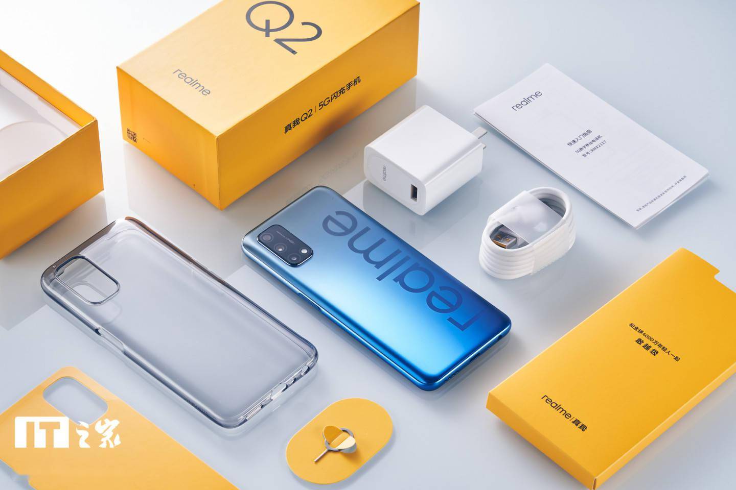 【it之家开箱】realme 真我 q2 手机「冲浪蓝孩」开箱图赏