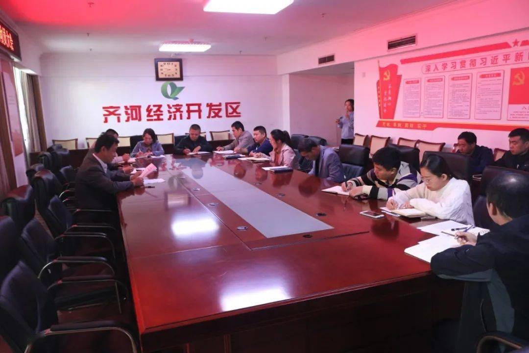 人口普查业务水平不高_人口普查(3)