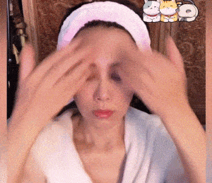 技巧|每天一个变美技巧！蔡卓宜徒手瘦脸4分钟见效，张钧甯按摩瘦出小脸