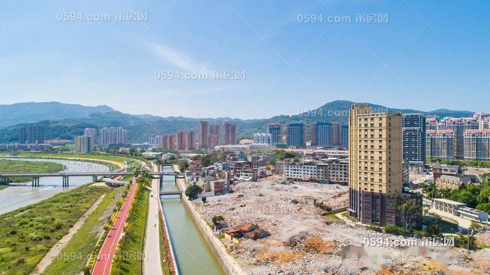 比较大的安置房 12971ea251fd44778add005cf5767c20.jpeg