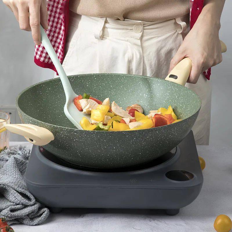 炒肉丝不粘锅怎么处理 69de8d8f0f31442295b47e851bd60700.jpeg