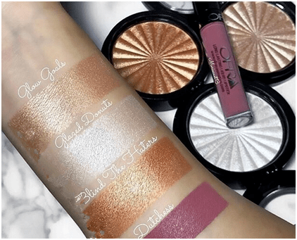 巴掌|没有巴掌脸，但你有这几块高光一键美颜！