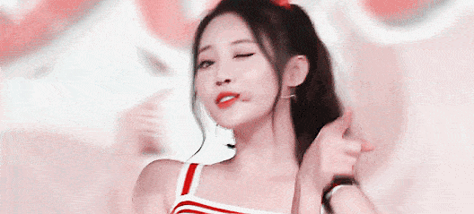 灰色交易|南韩女爱豆“灰色交易”被深扒！18岁出道通吃半个娱乐圈，千亿富豪5次求婚不下嫁：这女的好会玩！