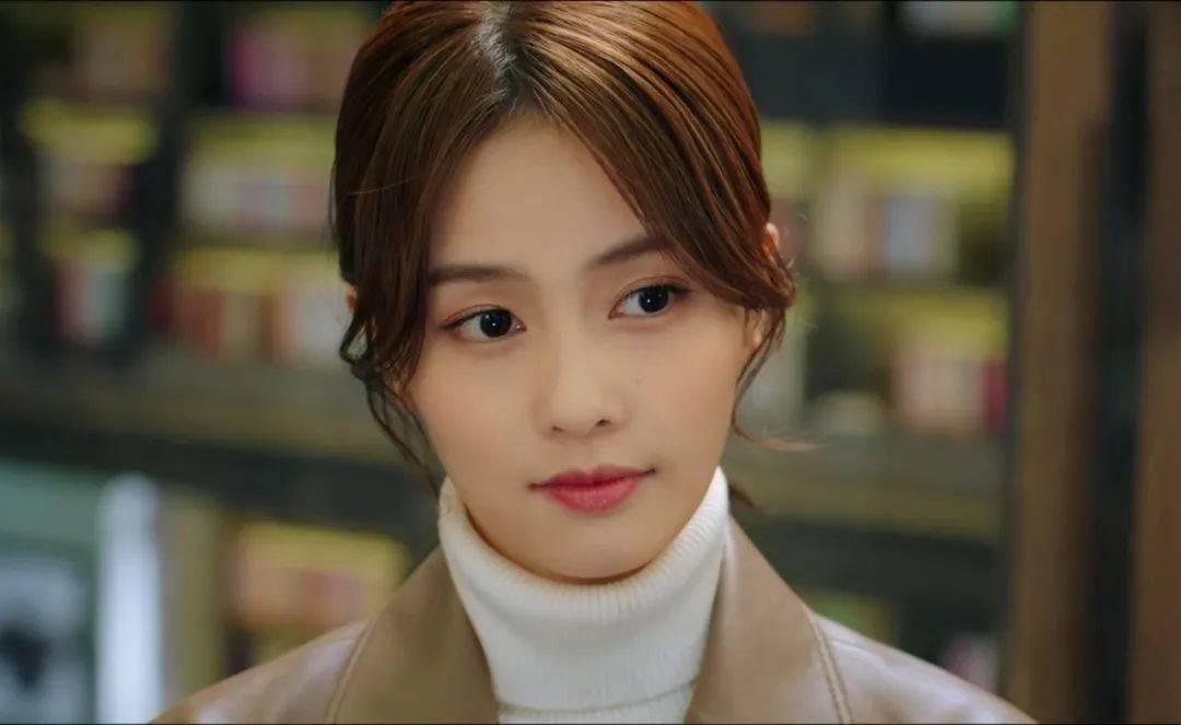 弧度|把低马尾扎得像恋爱一样甜